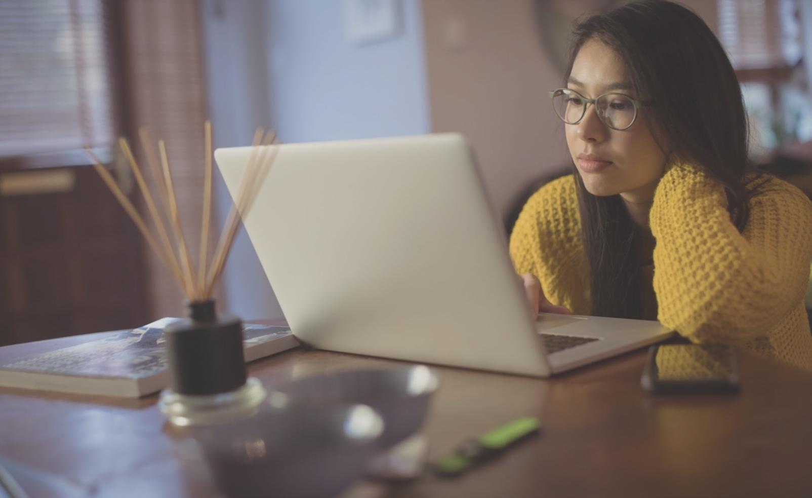 Interaktive Lernsituation mit Dozent und Teilnehmern